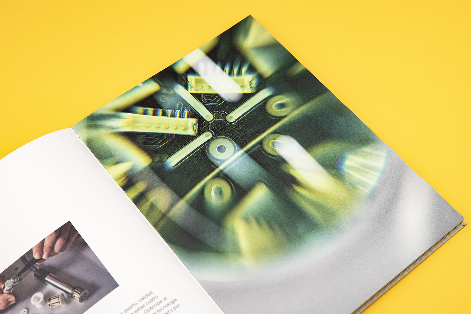 Libro de marca Daisalux