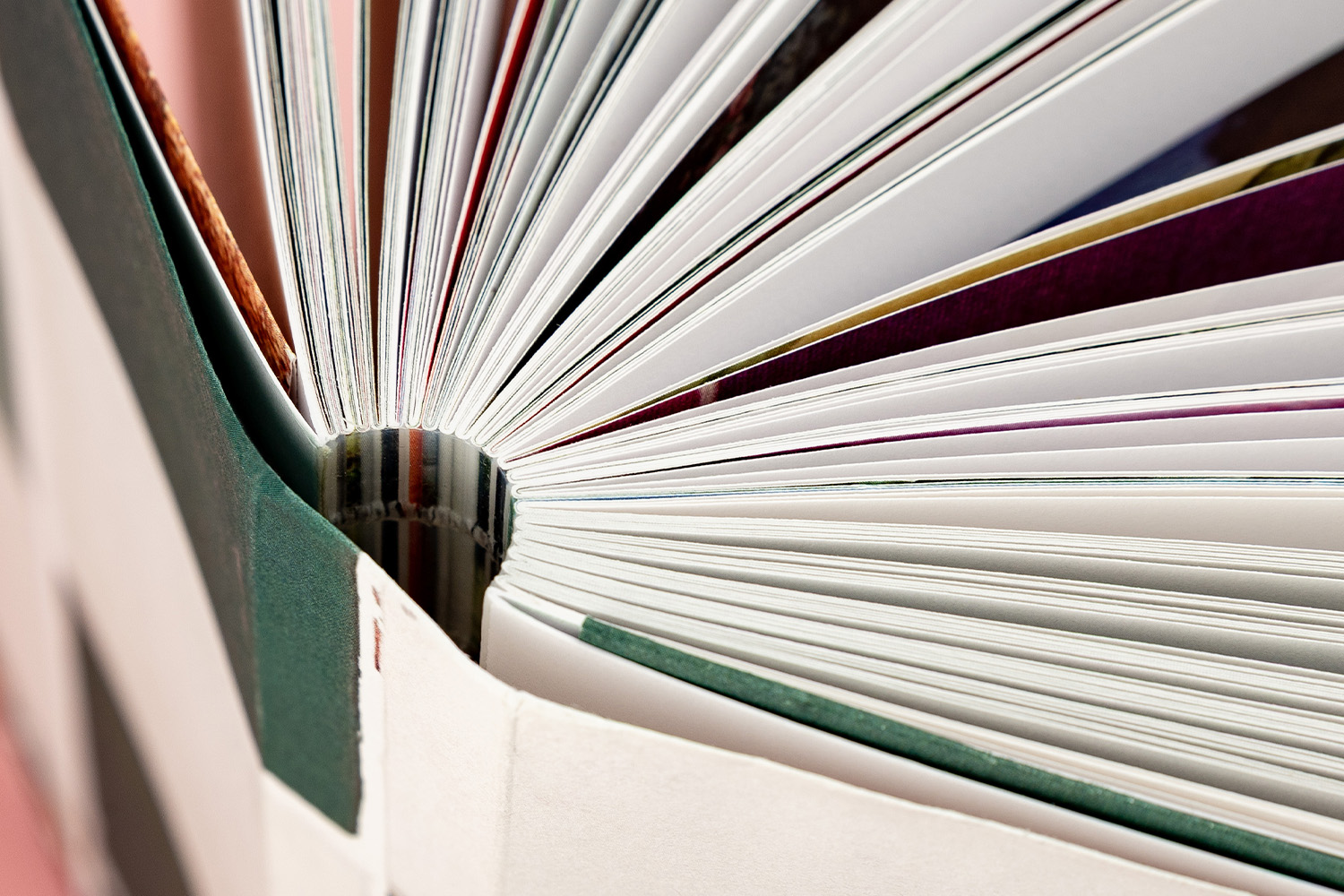 Libro encuadernación Gaudí Casa Vicens