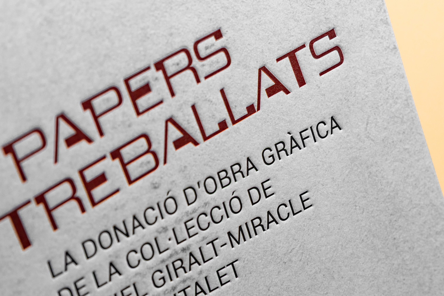 Papers Treballats llibre relleu sec cop sec